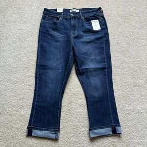 Signature By Levi Strauss Capri Jeans Womens 12 W31 Blue Mid Rise Stretch Denim